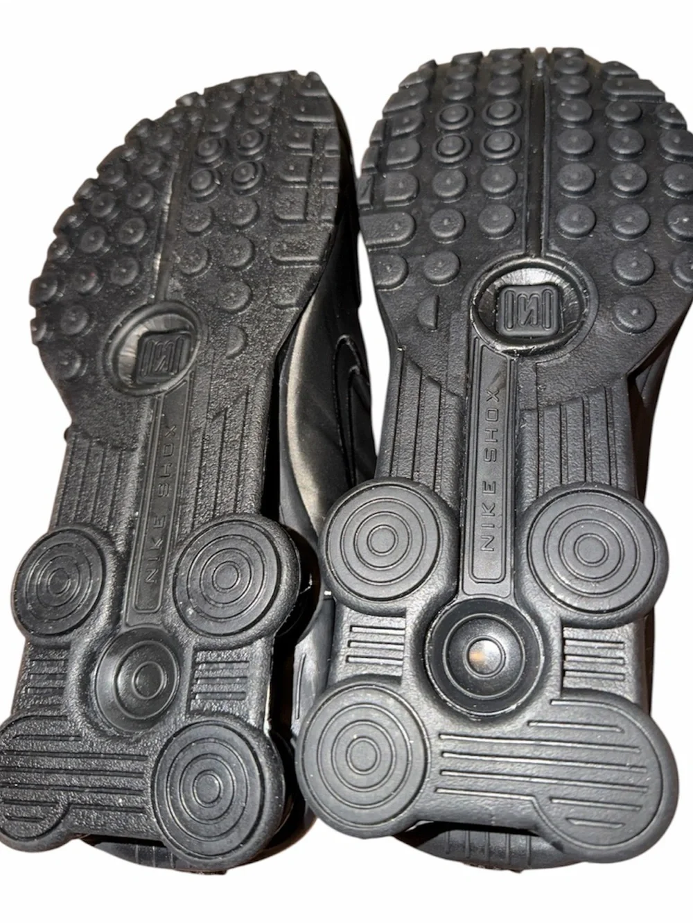 Nike Shox R4